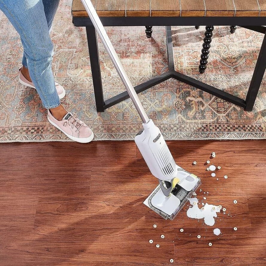 Shark QM250WH VACMOP Pro Cordless Hard Floor Vacuum Mop with Disposable Pad (White)